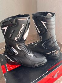 Stivali Forma Freccia Tg.40.