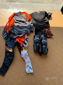 ABBIGLIAMENTO MOTOCROSS