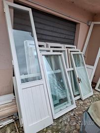 finestre e porte finestre in legno