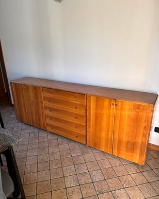 Mobile contenitore di Afra e Tobia Scarpa Silmodus