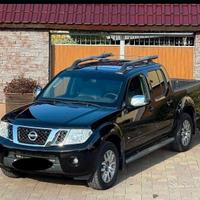 Nissan Navara 2.5 dCi 190CV 4x4 gancio traino ***c