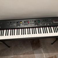 STAGE PIANO YAMAHA CP 73