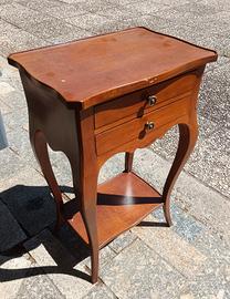 Mobiletto in legno con 2 cassetti – Stile classico