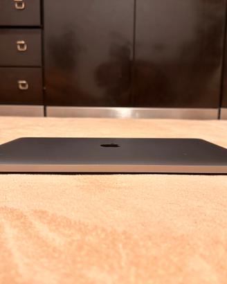 MacBook Pro 15" (2017) Touch Bar