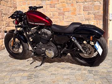 Harley Davidson 1200 Forty Eight 2011. 20000km
