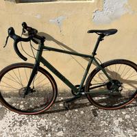 Bicivletta gravel entry level