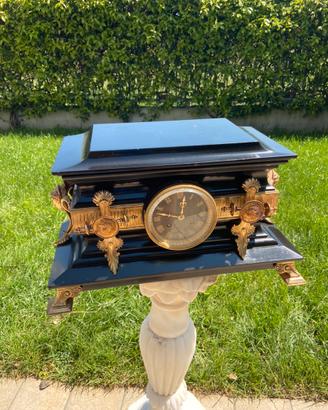 Orologio antico da tavola