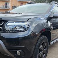 Dacia Duster restyling faro a led 2022