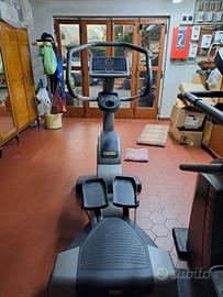 macchinario professionale palestra TechnoGym