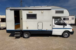 CAMPER MOBILVETTA 6 POSTI LETTO FORD 2.5 TD DEL 19