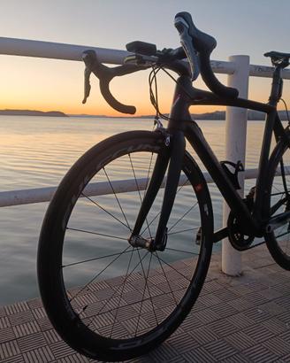 Bici da corsa in carbonio