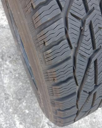Cerchi e gomme Renegade 215/65/16