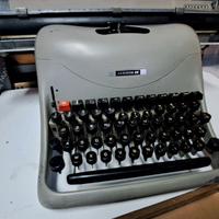 Macchina da scrivere Olivetti Lexicon 80