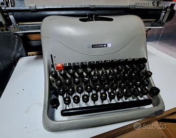 Macchina da scrivere Olivetti Lexicon 80