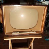 vecchio televisore