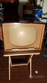 vecchio televisore