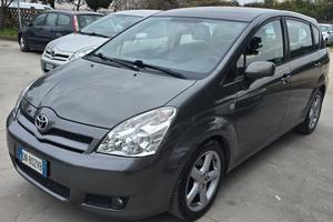 Toyota Corolla verso 5posti 2.0tdi perfeta