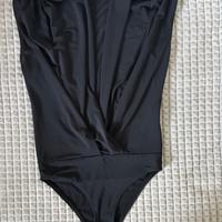 body zara con scollo frontale