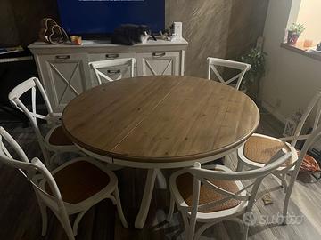 TAVOLO ROTONDO IN LEGNO+6 SEDIE