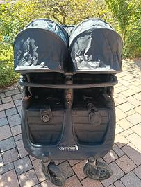 Passeggino gemellare Baby Jogger City Mini GT