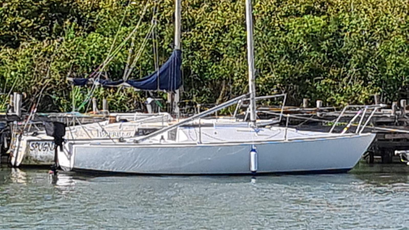 J24 — Vedi foto 1