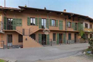 CASA SEMINDIPENDENTE A BUTTIGLIERA ALTA