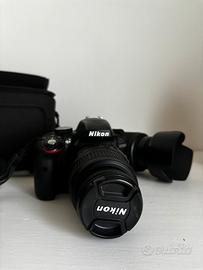 Nikon D3300 + 2 obiettivi + cavalletto e custodia