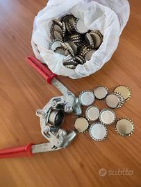Tappatrice manuale a pinza tappi a corona