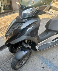 Piaggio MP3 300 - 2017
