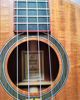Ukulele tenore Ortega