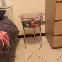 Tavolino / comodino con contenitore IKEA