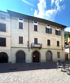 Appartamento di 150 m² con 5 locali a Grosotto