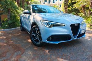 Stelvio q4  190cv sprint