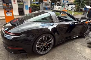 porsche 911 targa 4 s