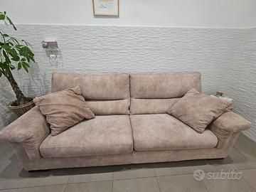 Divano letto matrimoniale PoltroneSofà