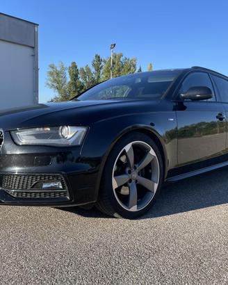 Audi A4 s-line business plus 177 cv