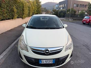 Opel corsa 2012 km 79000