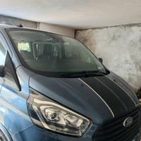 FORD TOURNEO SPORT