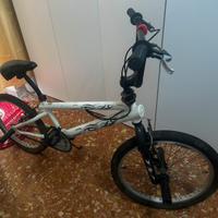 bicicletta bmx