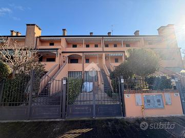 3 LOCALI A COMACCHIO