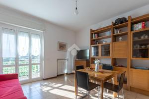 3 LOCALI A MONTICELLO BRIANZA