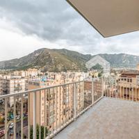 5 Vani di 140 Mq abitabile zona Corso dei Mille