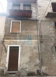 Vendita casa indipendente su 4 livelli a bitti