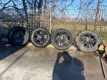 Cerchi in lega 17”