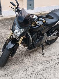 moto honda hornet 