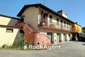 Appartamento di 97 m² con 3 locali e box auto a Me