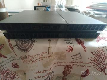 PS4  1 tera+ 2 joypad +2 giochi