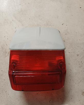 FANALE POSTERIORE VESPA 