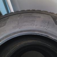 Gomme termiche Hankook 215/60 R16 99H W462