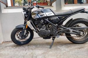 Brixton Crossfire 500 X 2.000 km reali.